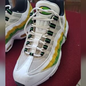 Nike Air Max 95 Essential